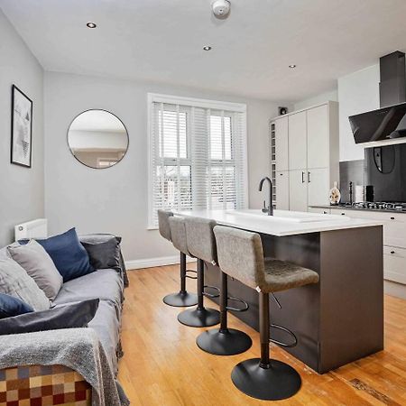 Stylish & Spacious 3 Bed Apartment With Parking Σέφιλντ Εξωτερικό φωτογραφία