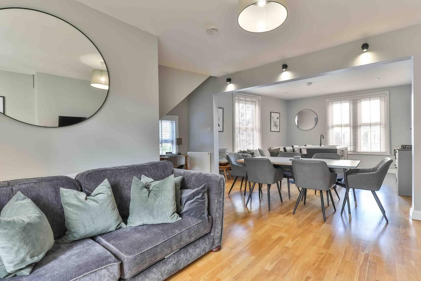 Stylish & Spacious 3 Bed Apartment With Parking Σέφιλντ Εξωτερικό φωτογραφία