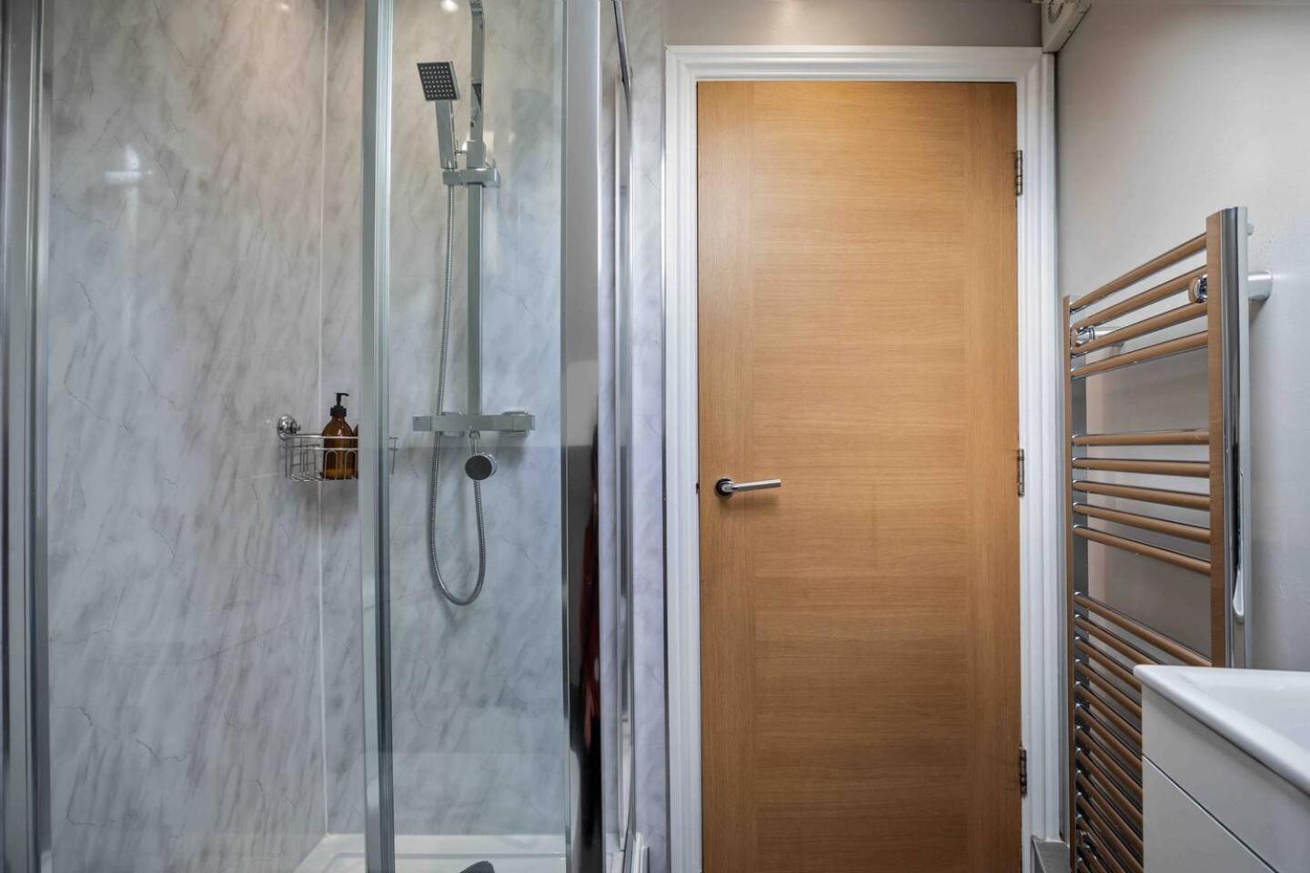 Stylish & Spacious 3 Bed Apartment With Parking Σέφιλντ Εξωτερικό φωτογραφία